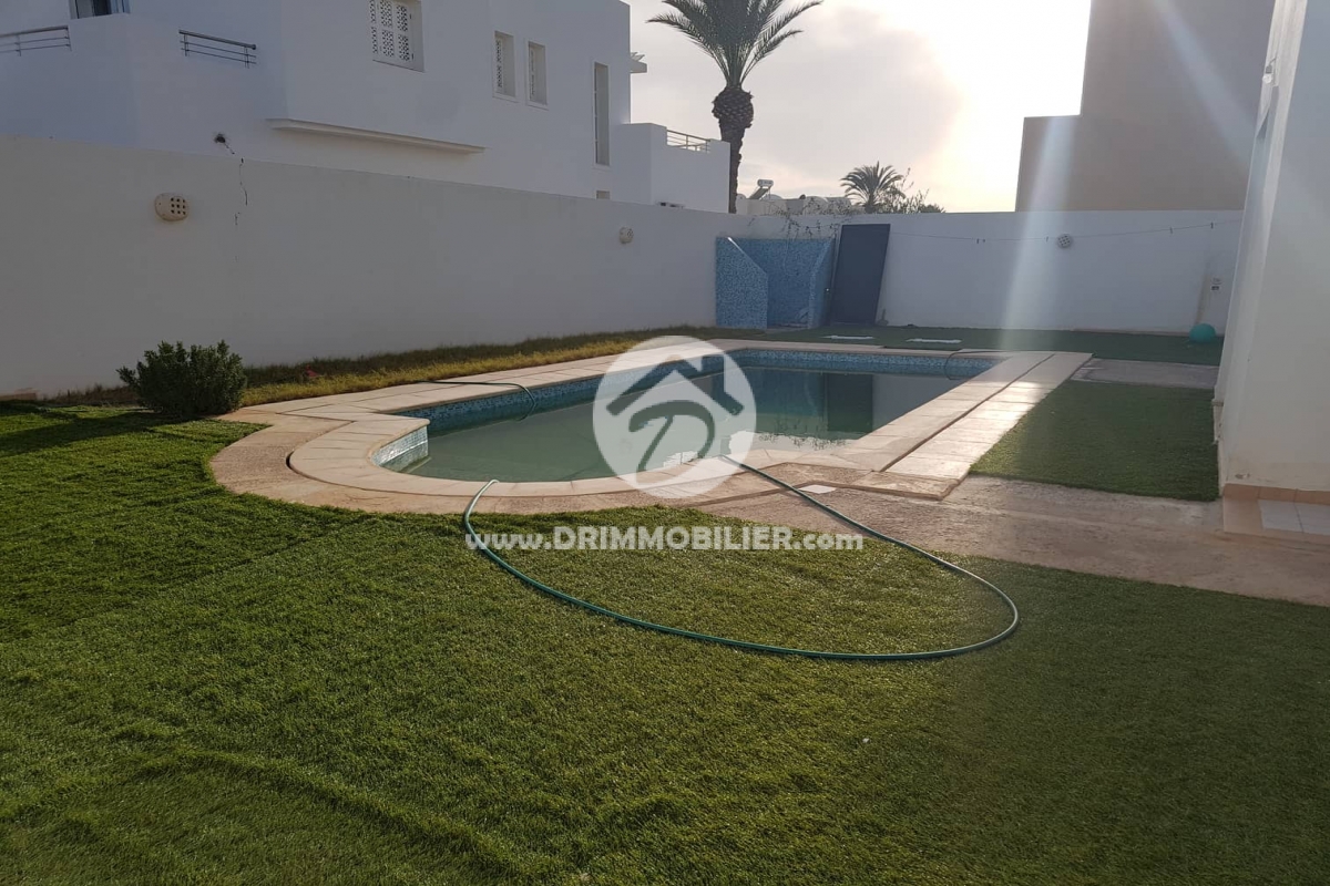 L 239 -   Villa avec piscine Djerba